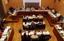 Le commerce de Tarbes a fait l'objet de débats au conseil municipal (Pyrénéesinfo Tarbes, Eric BENTAHAR).